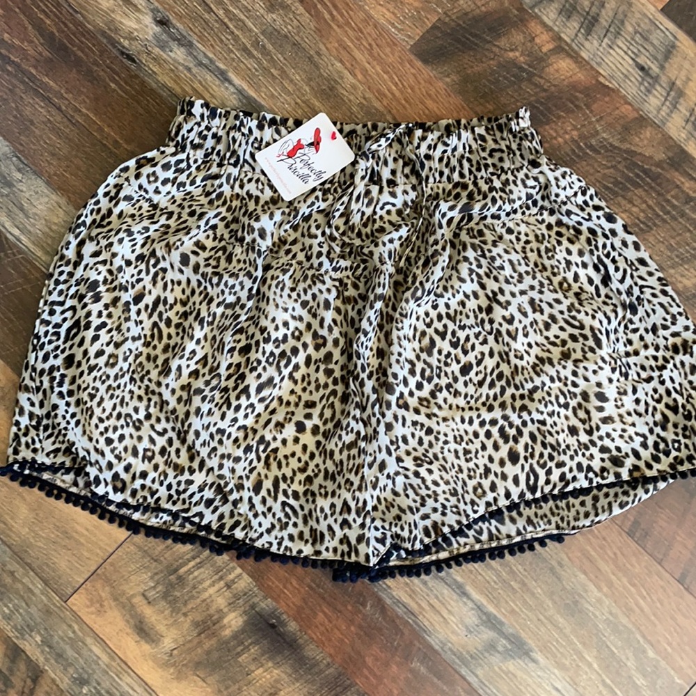 Leonard print shorts